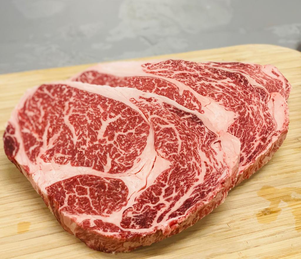 Wagyu Wagyu Cube Roll MB8+ Steak 2 Pcs